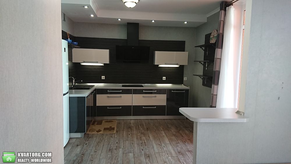 Rent out 3-room apartment. Киев, Регенераторна,4 — photo 2