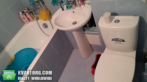 продам 3-комнатную квартиру. Киев,  Комарова - фото 2