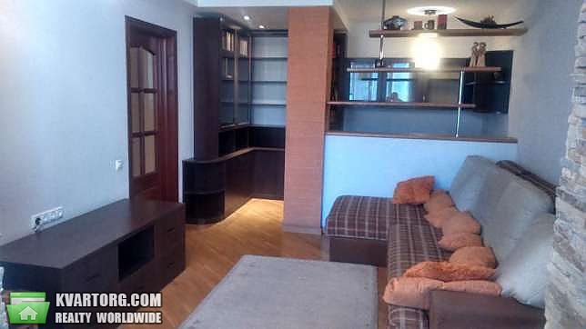 Rent out 3-room apartment. Киев,  Приречная — photo 2