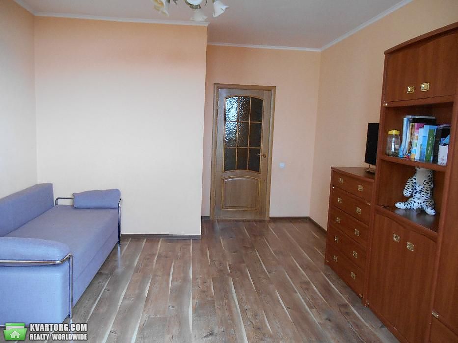 Sell 2-room apartment. Киев,  Воскресенская — photo 2