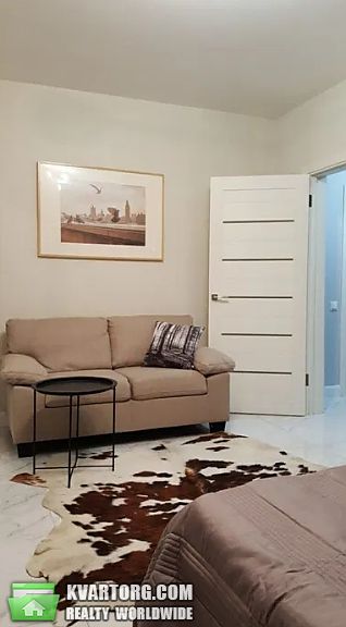 Rent out 1-room apartment. Киев,  Героев Сталинграда пр — photo 1