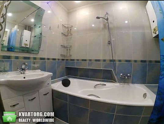 Rent out 3-room apartment. Киев, Мельникова — photo 10