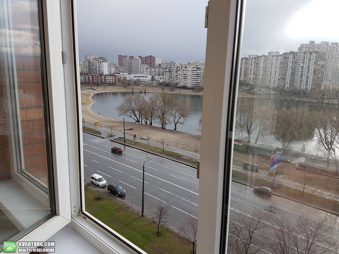 Sell 2-room apartment. Киев,  Ревуцкого — photo 9