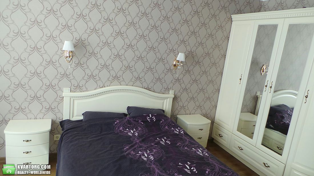 Rent out 2-room apartment. Киев, Днепровская наб — photo 3