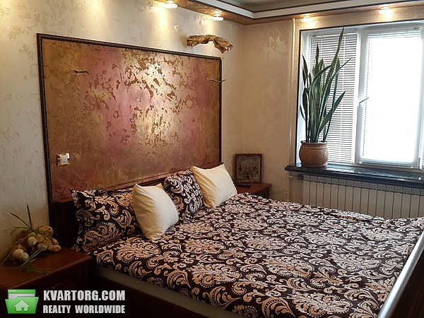 Sell 3-room apartment. Киев,  Островского — photo 2