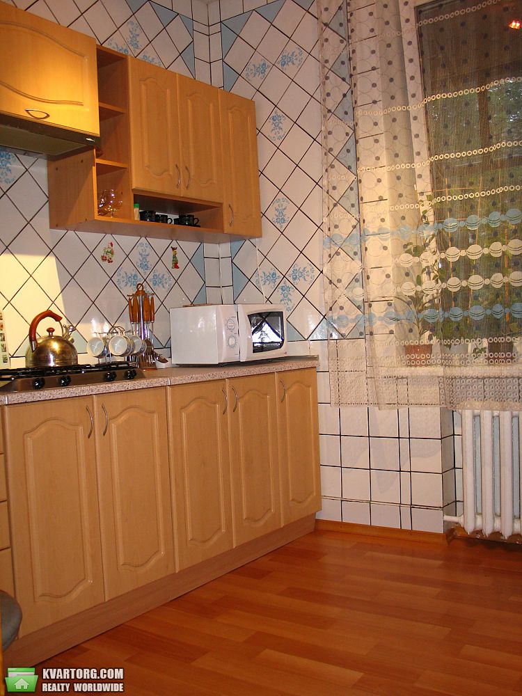 Rent out 2-room apartment. Киев, Академика Вернадского бул — photo 2