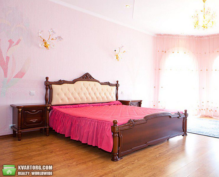 Rent out house. Киев, Щорса — photo 5