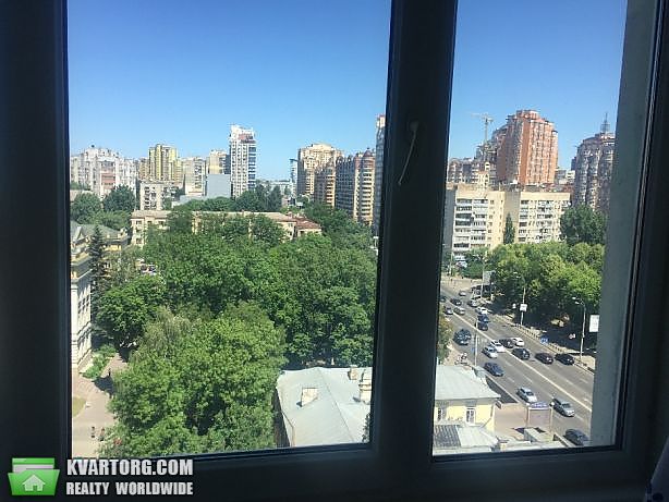 Rent out 2-room apartment. Киев,  Черновола — photo 6