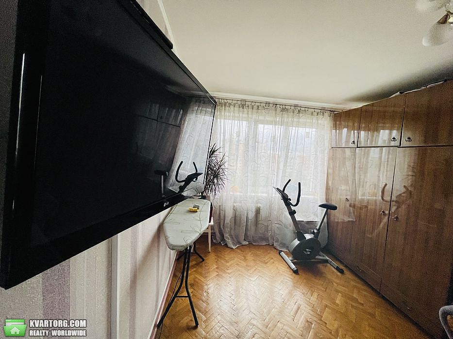 Sell 3-room apartment. Киев,  Гайдай — photo 3