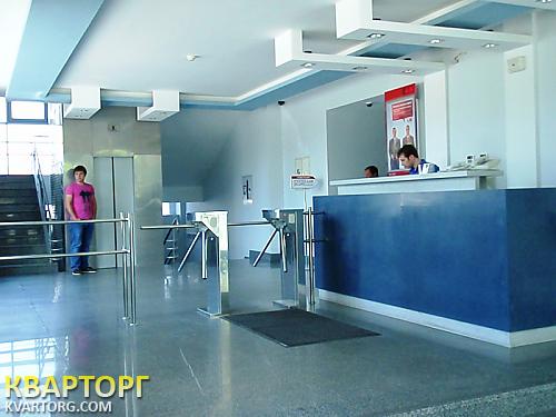 Rent out office. Киев, Дегтяревская — photo 2