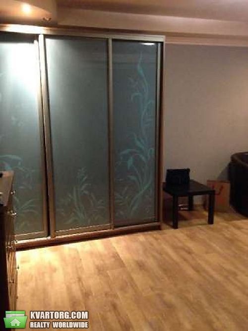 Sell 2-room apartment. Киев,  Майорова — photo 2