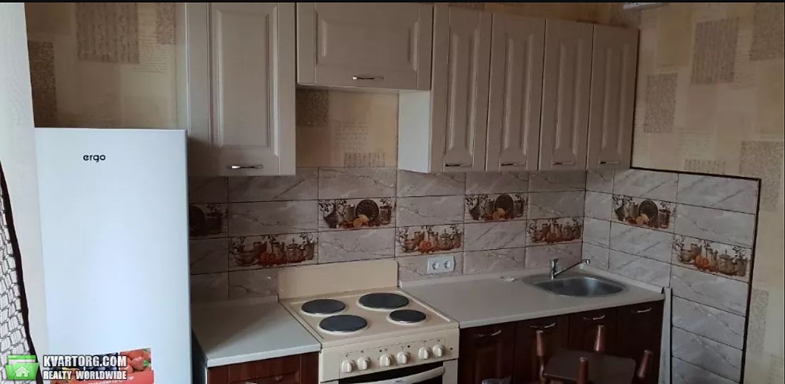 Rent out 1-room apartment. Киев, Гмыри — photo 2