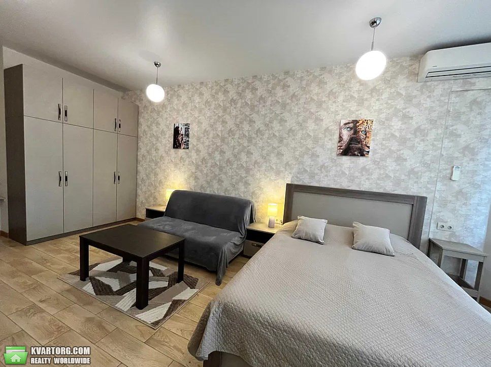 Rent out 1-room apartment. Киев, Коновальца — photo 1