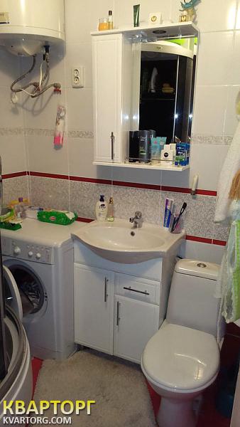 Sell 2-room apartment. Киев, Довнар-Запольского — photo 9