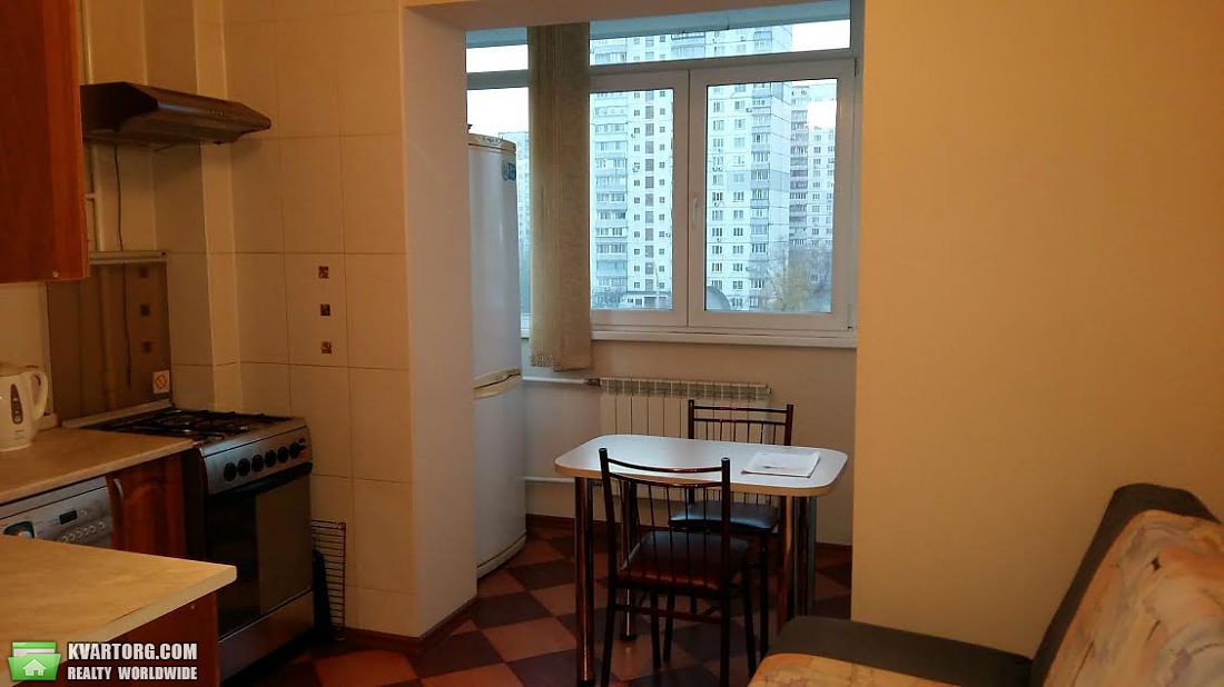 Sell 1-room apartment. Киев, Героев Сталинграда пр — photo 3