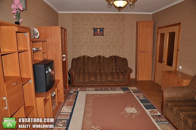 Rent out 1-room apartment. Киев,  Саперно-Слободская — photo 4