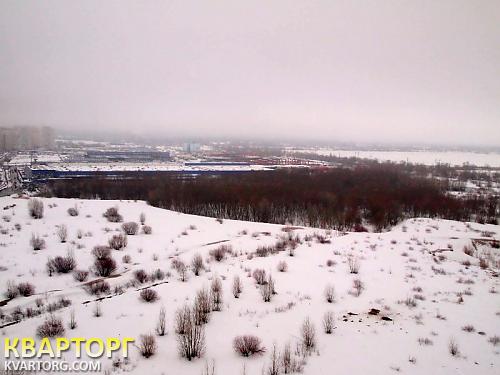 Rent out 2-room apartment. Киев,  Чавдар — photo 8