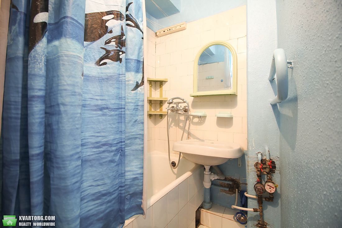 Sell 2-room apartment. Киев, Дарницкий бульвар 11 — photo 6