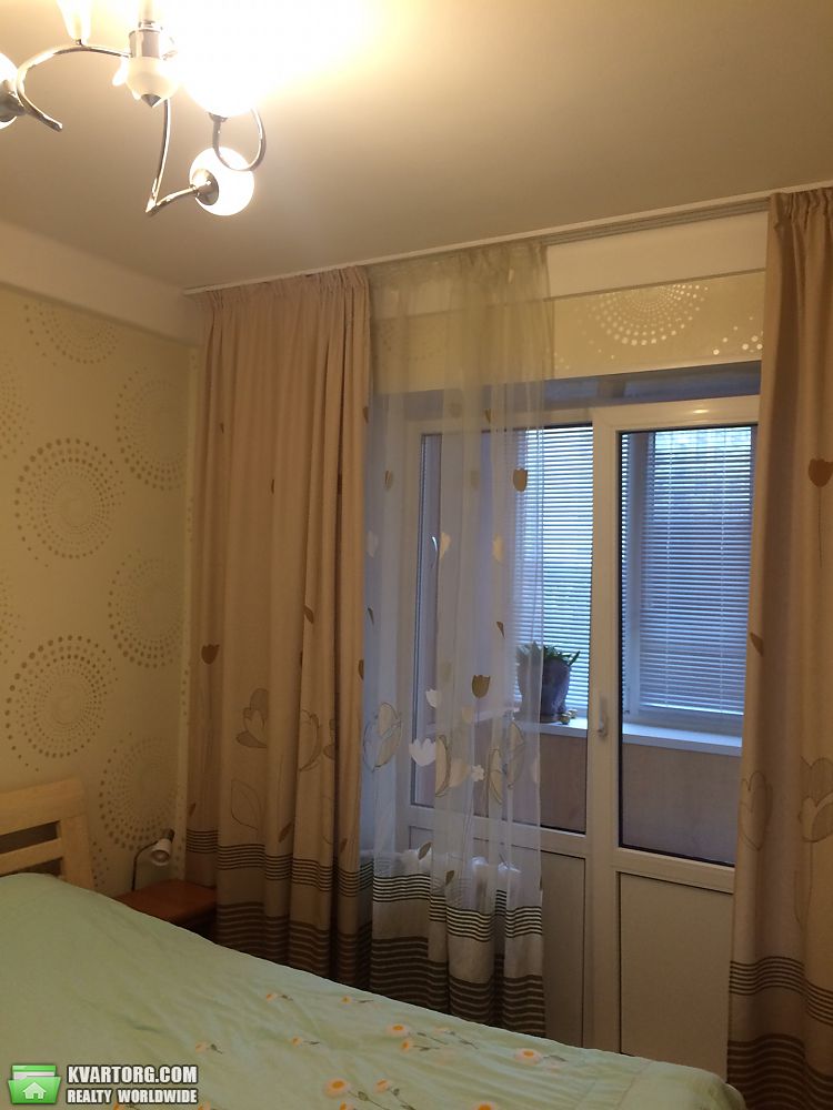 Sell 2-room apartment. Киев,  Днепровская наб — photo 3