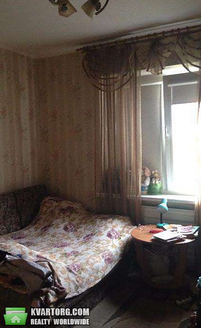 Sell 2-room apartment. Киев,  Героев Днепра — photo 1