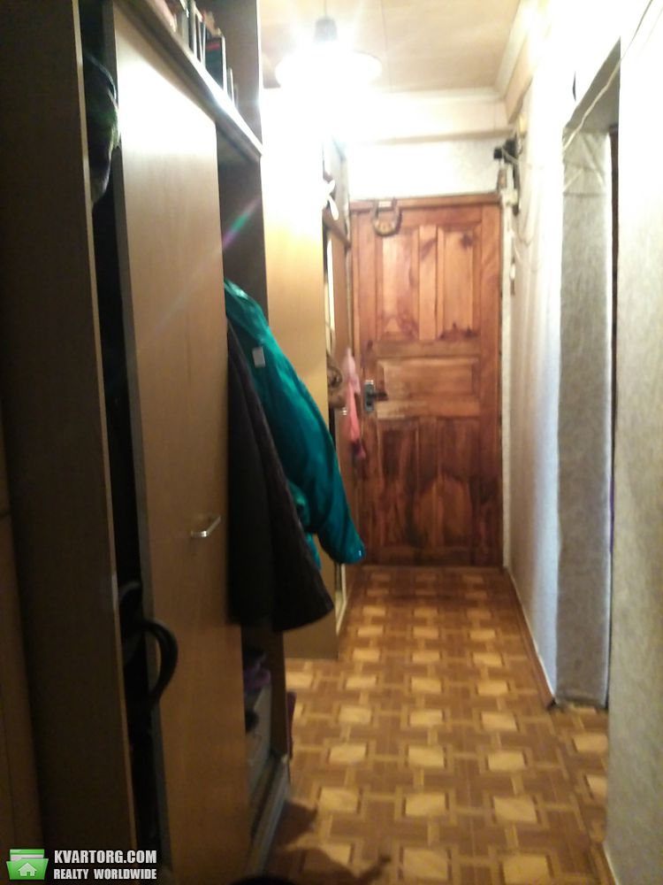 Sell 4-room apartment. Киев,  Миропольская — photo 4