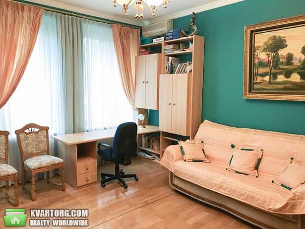 Rent out 4-room apartment. Киев,  Богомольца — photo 1