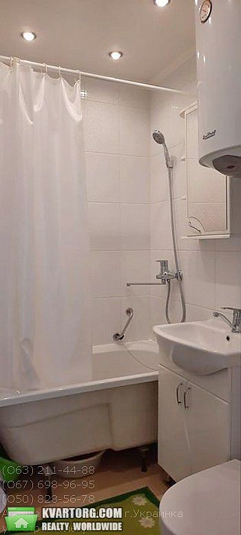 Rent out 1-room apartment. Украинка,  Строителей — photo 9