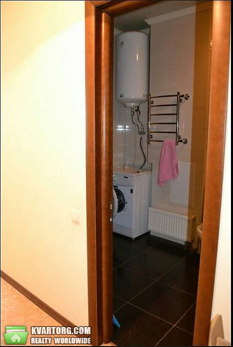 Rent out 1-room apartment. Киев,  Харьковское шоссе — photo 3