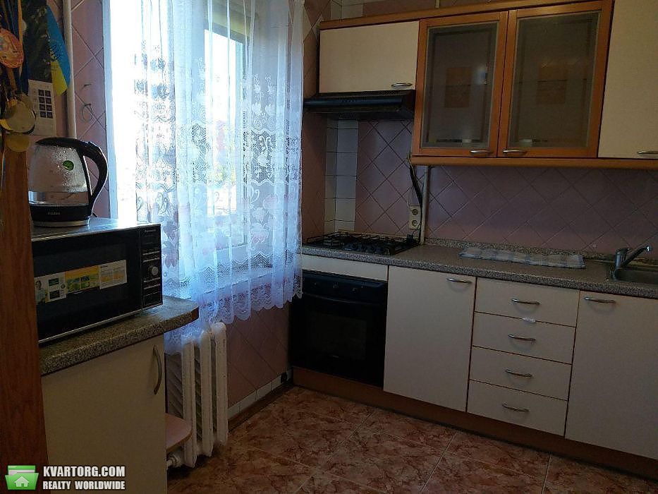 Sell 3-room apartment. Киев,  Миропольская — photo 1