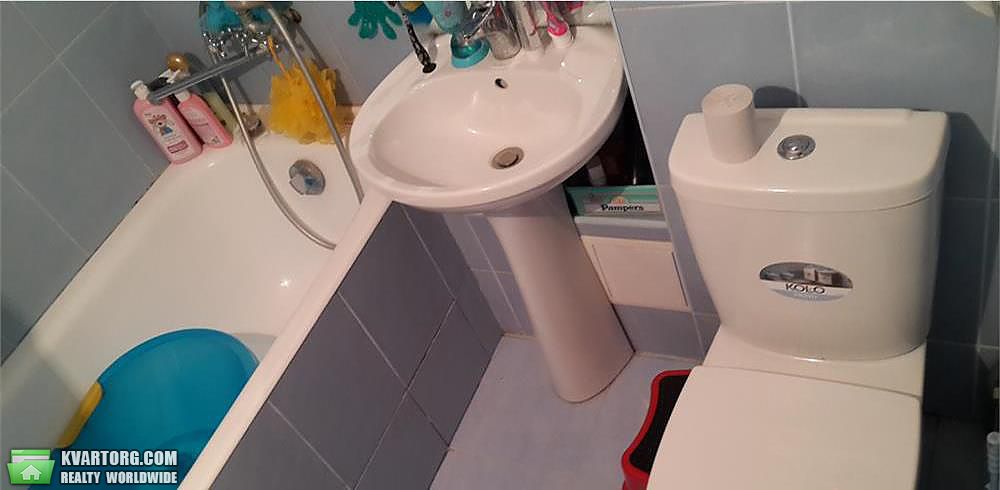 Sell 3-room apartment. Киев,  Комарова — photo 2