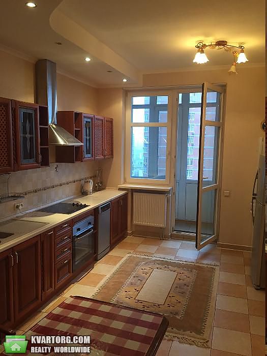 Rent out 3-room apartment. Киев,  Щорса — photo 5