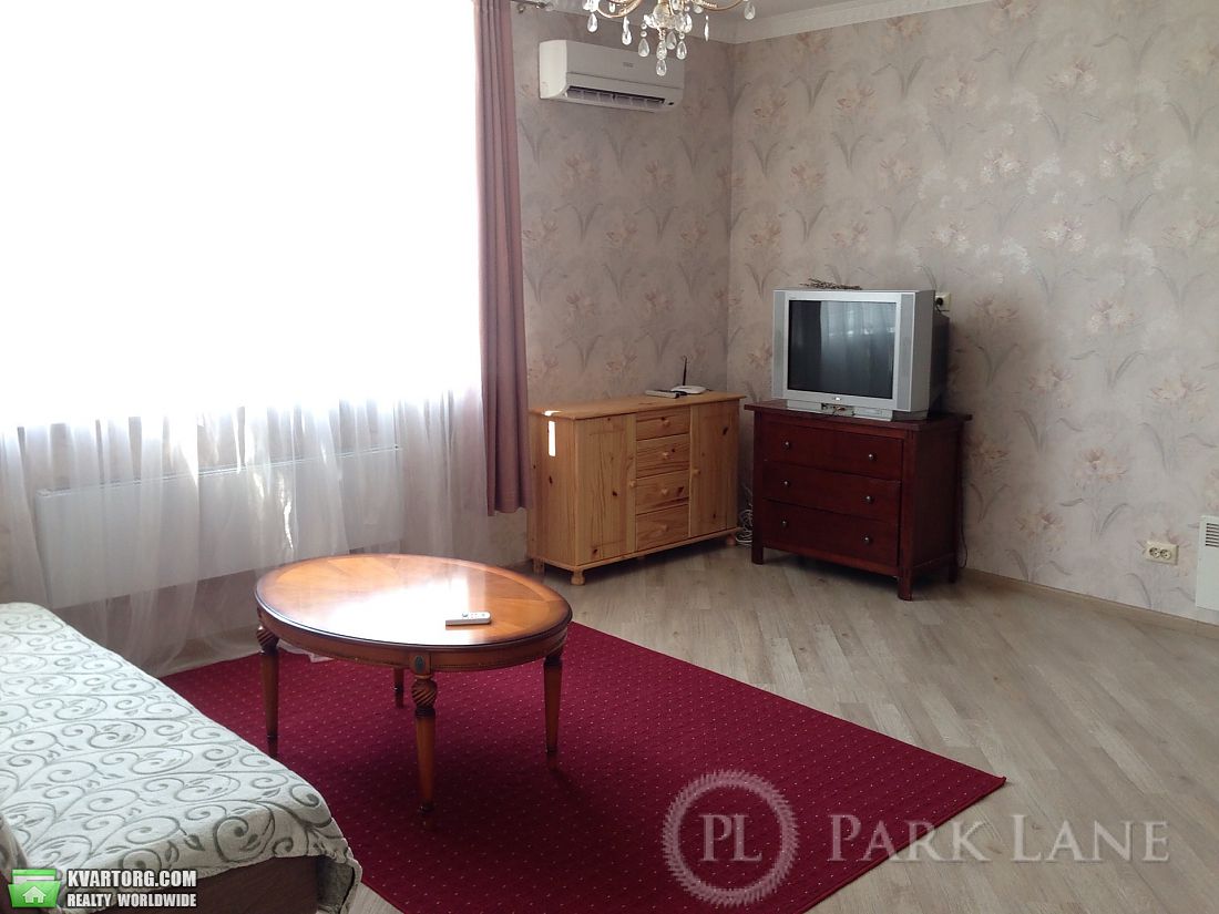 Sell 2-room apartment. Киев,  Бажана — photo 1