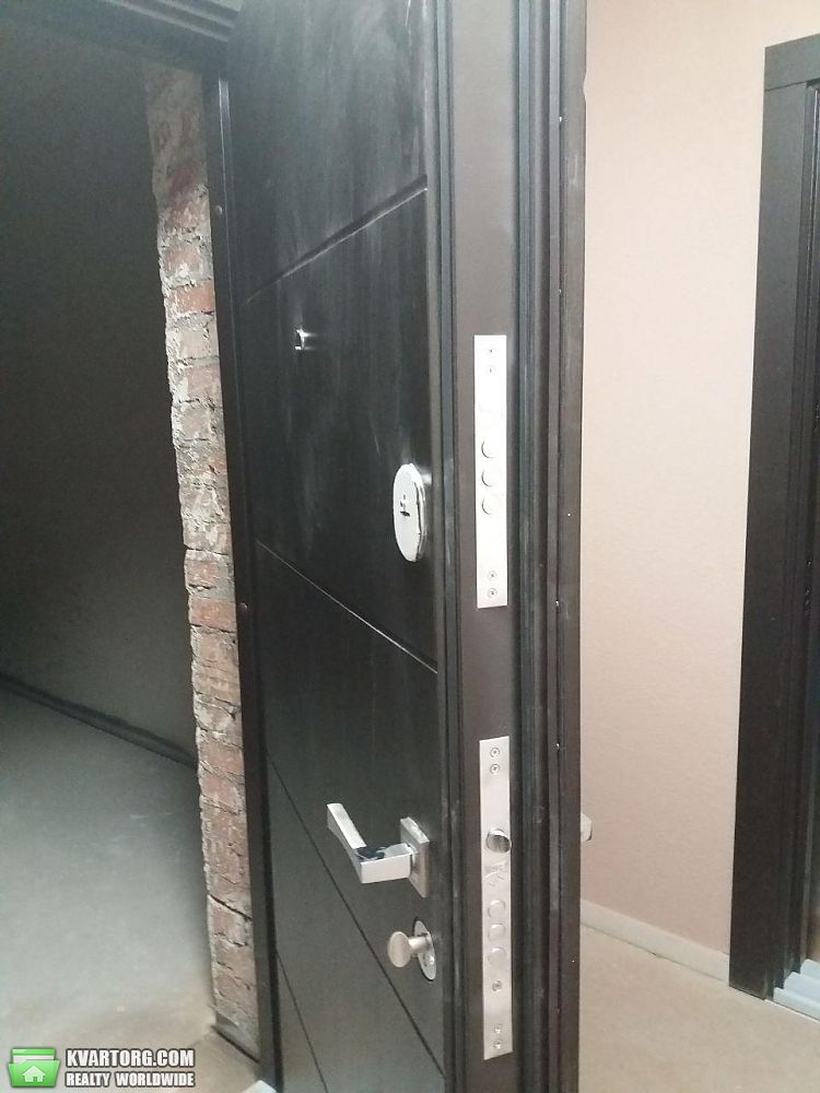 Sell 2-room apartment. Киев,  Новомостицкая — photo 3