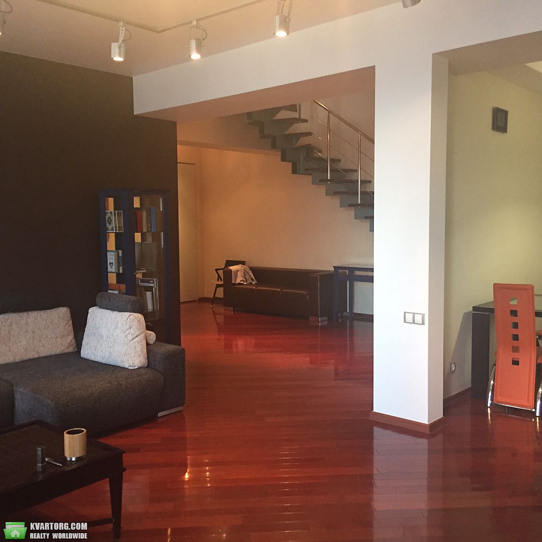 Rent out 2-room apartment. Киев,  Павловская — photo 3