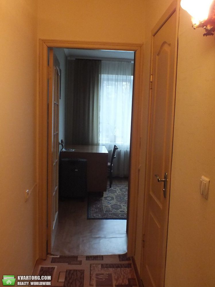 Sell 3-room apartment. Днепропетровск, Тополь-1 — photo 10