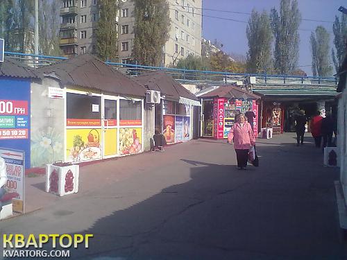 Rent out shop. Киев,  ул. Гната Юры — photo 3