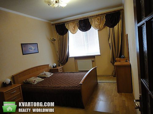Sell 2-room apartment. Киев,  Введенская — photo 1