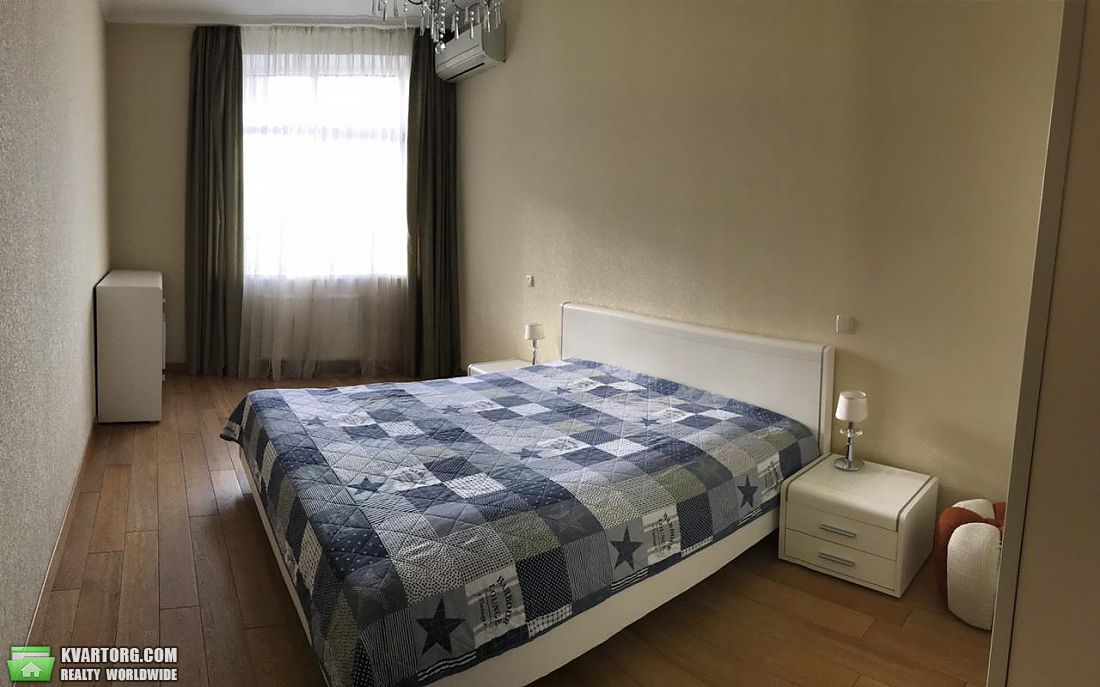 Rent out 2-room apartment. Киев,  Старонаводницкая — photo 3