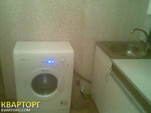 Rent out 1-room apartment. Киев,  Фучика — photo 1