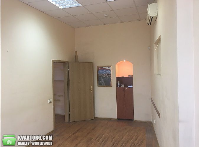 Sell 3-room apartment. Киев,  Большая Житомирская — photo 3