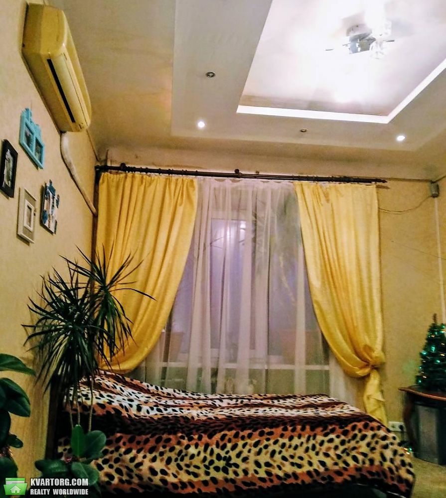 Sell 2-room apartment. Киев,  Вышгородская — photo 4