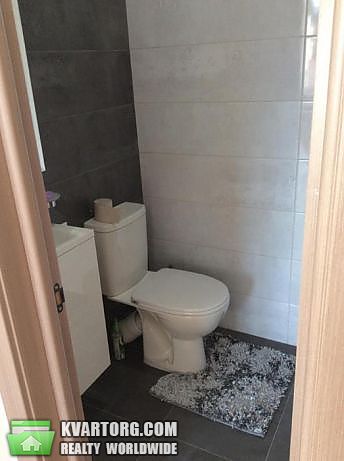 Rent out 2-room apartment. Киев,  Андрющенко — photo 3