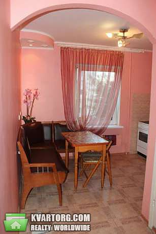 Sell 2-room apartment. Киев,  Срибнокильская — photo 3