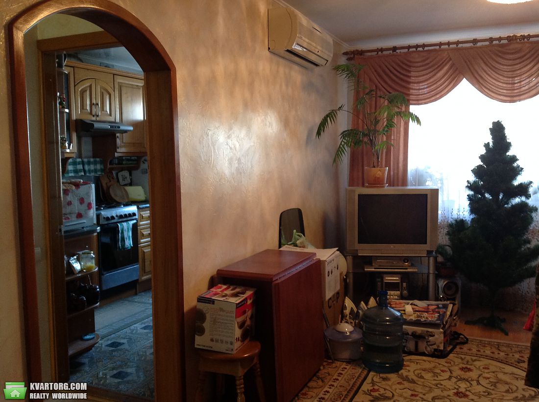Sell 3-room apartment. Днепропетровск, Гули Королевой — photo 3