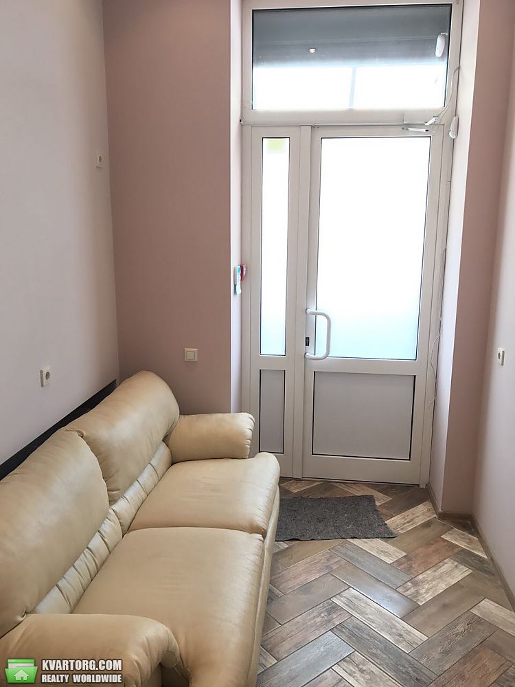 Rent out shop. Киев, дегтярная — photo 4