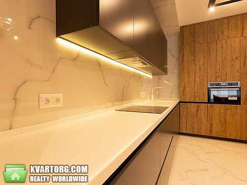Rent out 4-room apartment. Киев,  Барбюса — photo 1