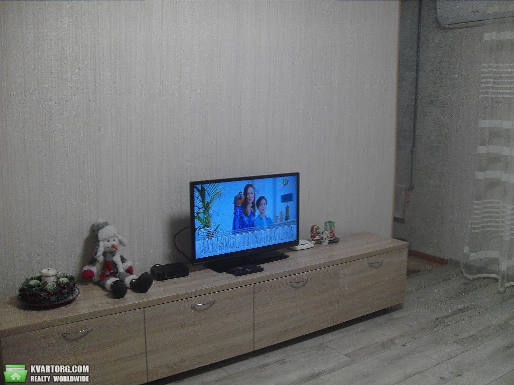 Sell 1-room apartment. Украинка,  Строителей — photo 2