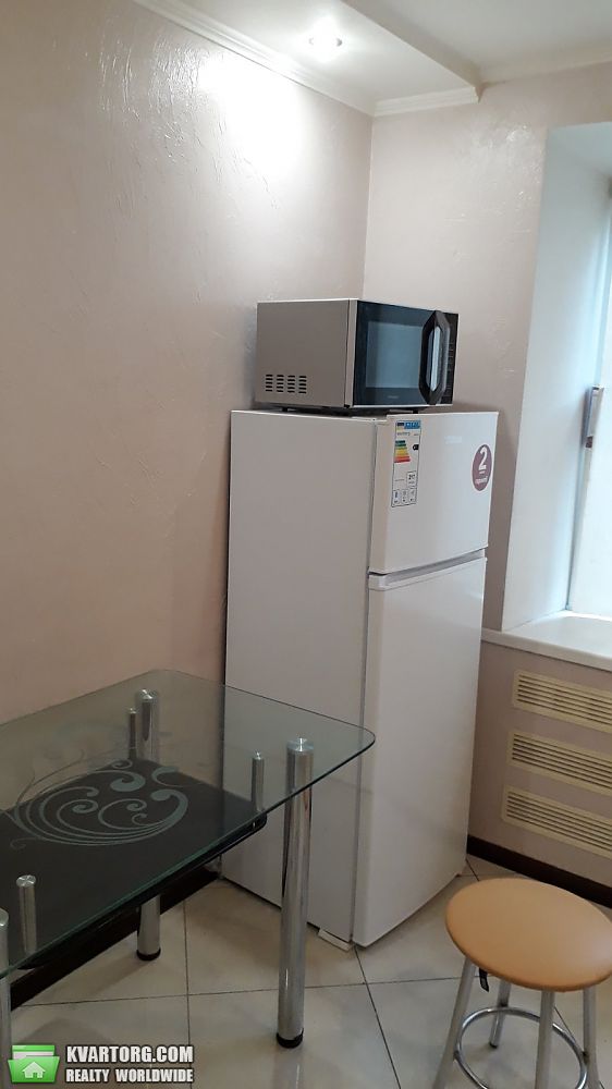 Rent out 2-room apartment. Киев,  Дегтяревская — photo 7