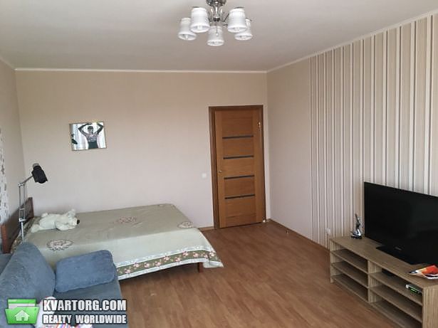 Rent out 1-room apartment. Киев,  Голосеевская — photo 9