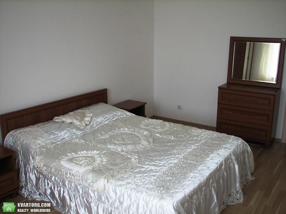 Rent out 3-room apartment. Киев, Гонты — photo 4